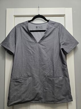 FIGS Casma Graphite Medium Scrub Top
